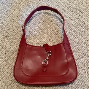 Elegant Red Leather Shoulder Bag